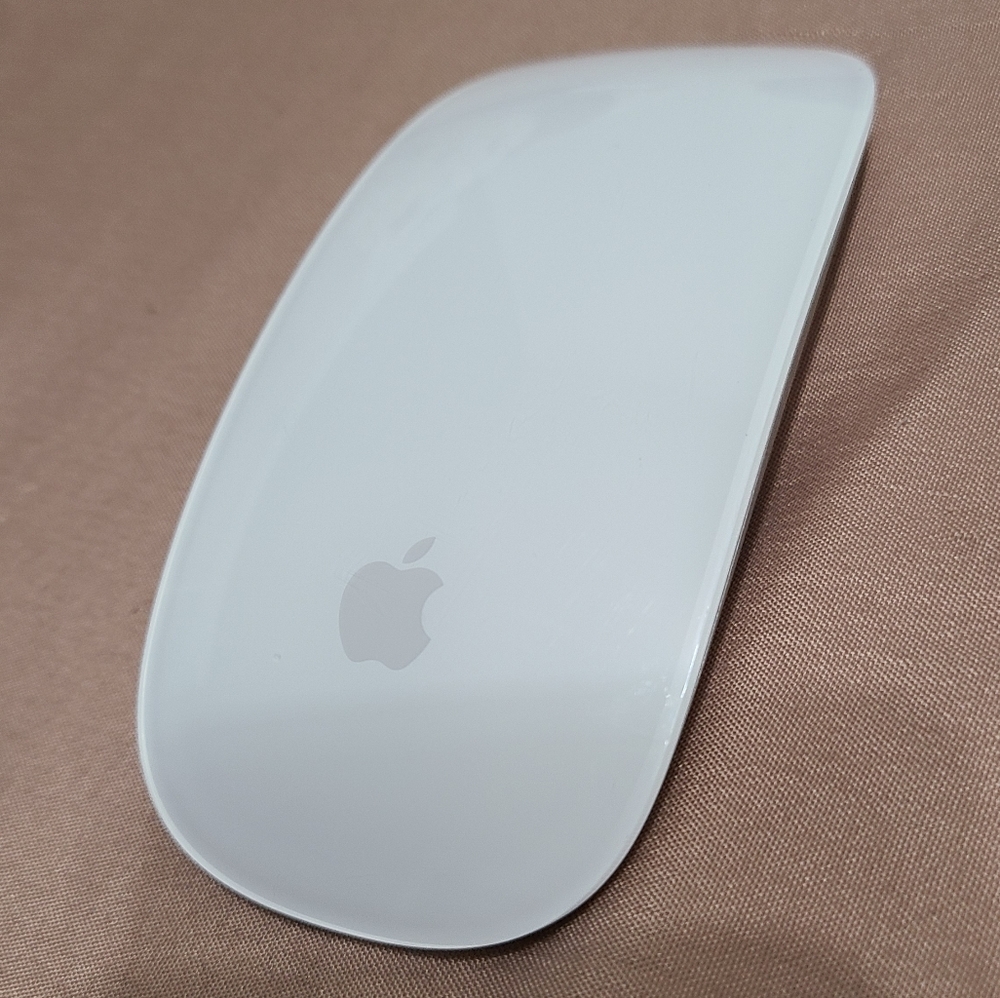 Perfect condition apple magic mouse 2